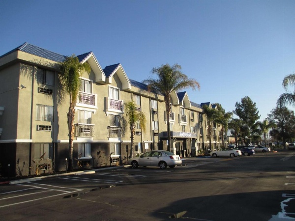 Best Western Plus Diamond Valley Inn Main image
